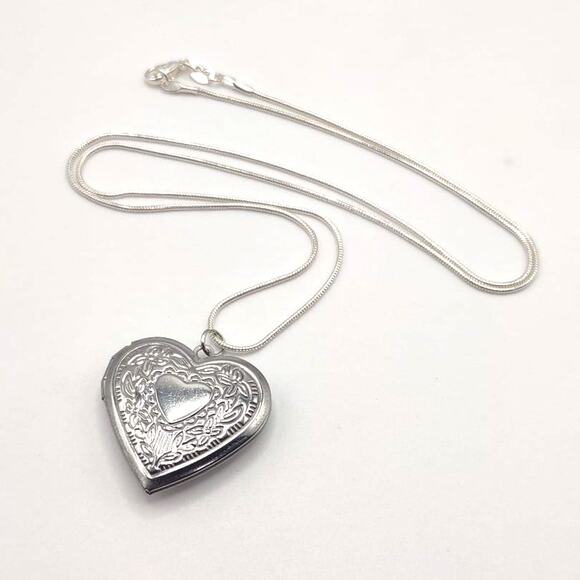 925 Silver Necklace w/ Heart Locket Leaf Pattern Valentines Birthday Gift - NEW!